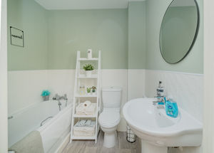 BATHROOM- click for photo gallery